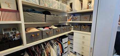 Apto mobiliado próximo ao mar em Cabeçudas