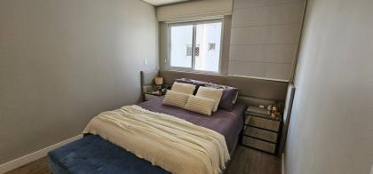 Apto mobiliado próximo ao mar em Cabeçudas