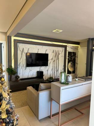 3 dorms decorado e mobiliado em Cabeçudas!