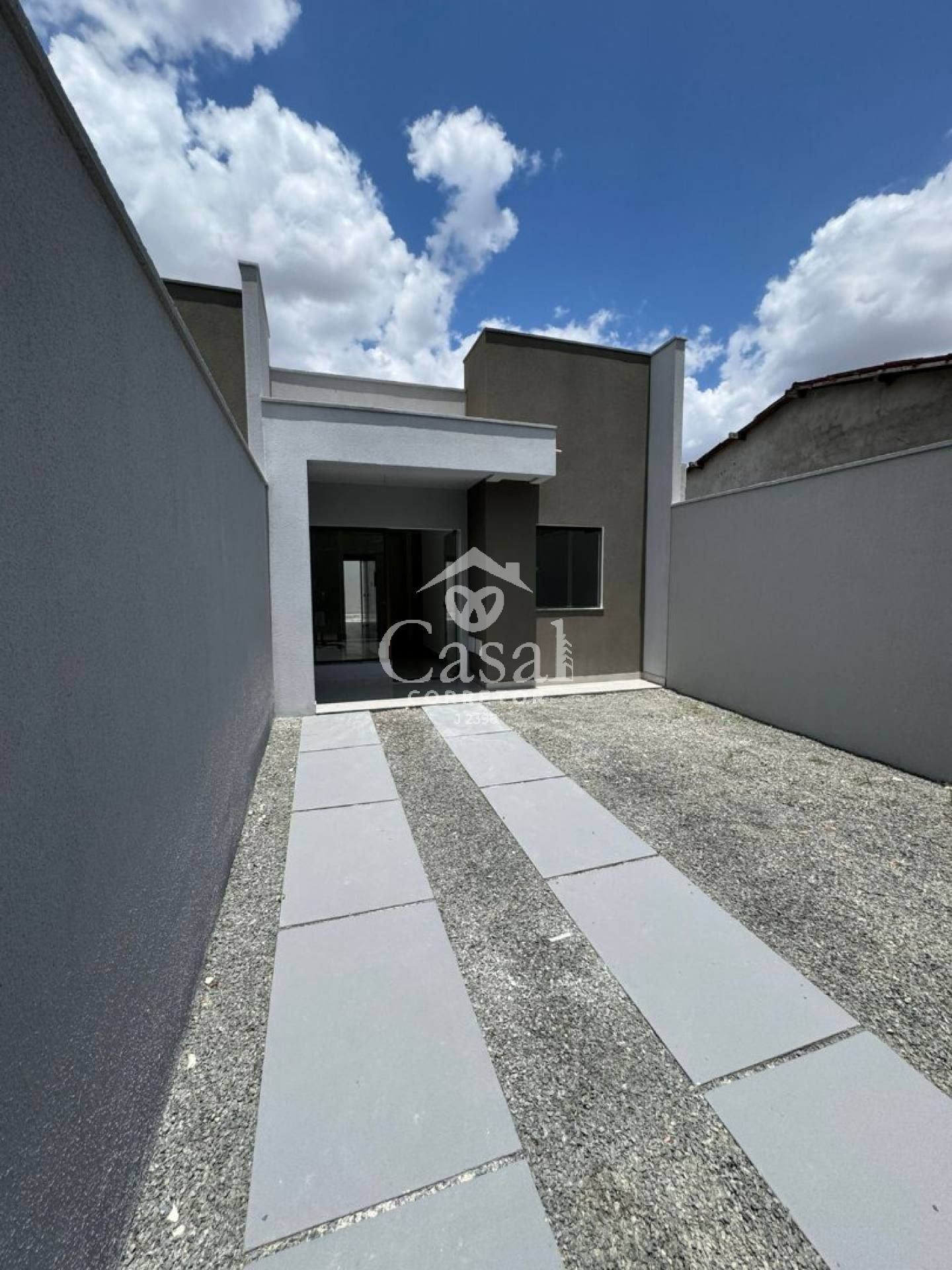 CASA NO BAIRRO GABRIELA