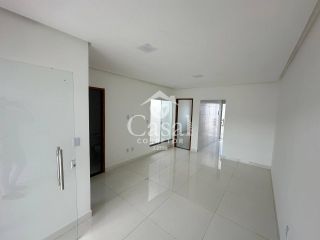 CASA NO BAIRRO MANGABEIRA