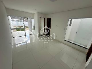 CASA NO BAIRRO MANGABEIRA