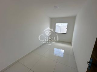 CASA NO BAIRRO MANGABEIRA