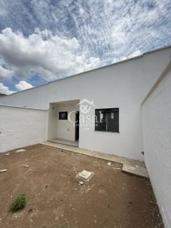 CASA NA REGIÃO DA MANGABEIRA