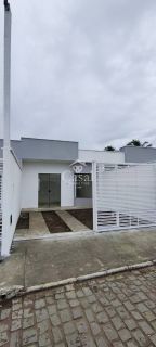 CASA NA REGIÃO DA MANGABEIRA