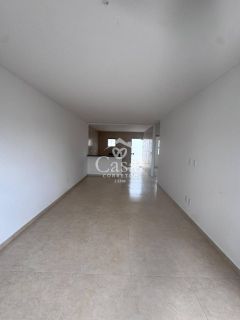 CASA NA REGIÃO DA MANGABEIRA