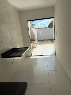 CASA PRONTA NA REGIÃO DO SIM