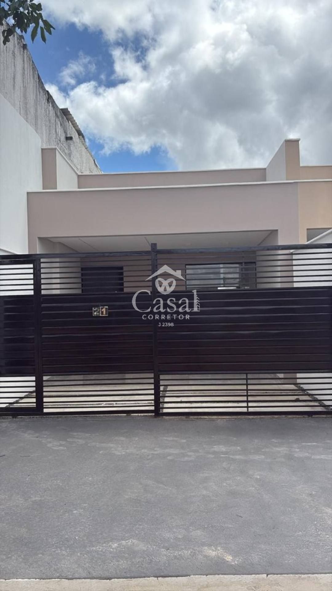 CASA NA REGIÃO DA MANGABEIRA