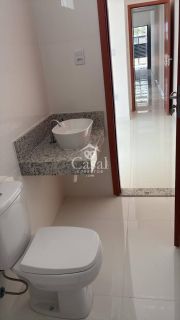 CASA NA REGIÃO DA MANGABEIRA