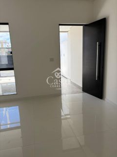 CASA NA REGIÃO DA MANGABEIRA