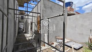 CASA NA REGIÃO DO TOMBA