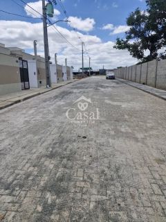 CASA NA REGIÃO DO SIM