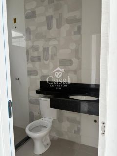 CASA NA REGIÃO DO TOMBA