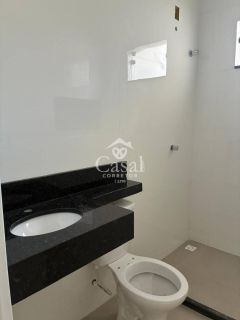 CASA NA REGIÃO DO TOMBA