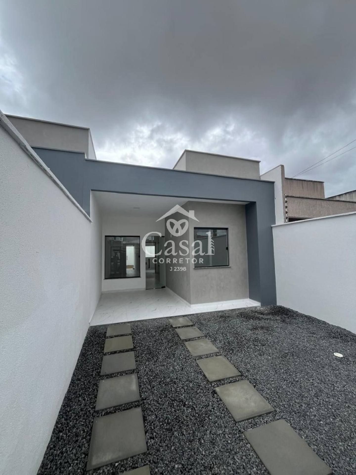 CASA NA REGIÃO DA CONCEIÇÃO