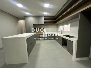 SOBRADO REFORMADO 4 DORMS E SUÍTE COM PLANEJADO E CLOSET