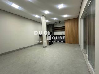 SOBRADO REFORMADO 4 DORMS E SUÍTE COM PLANEJADO E CLOSET