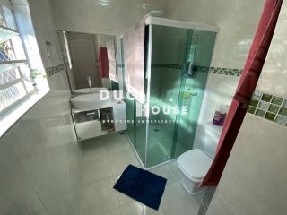 SOBRADO 189M², REGIÃO SUL, COM SÚITE