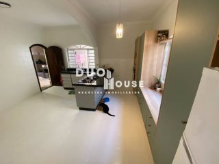 SOBRADO 189M², REGIÃO SUL, COM SÚITE