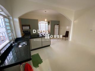 SOBRADO 189M², REGIÃO SUL, COM SÚITE