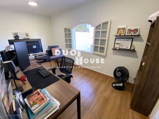 SOBRADO 189M², REGIÃO SUL, COM SÚITE