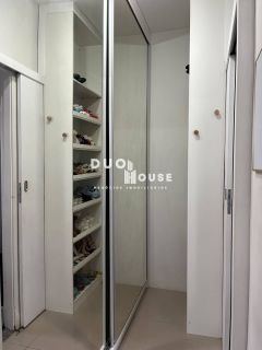 Casa de 3 Dormitórios com Suíte, Closet e Área Gourmet em Condomínio