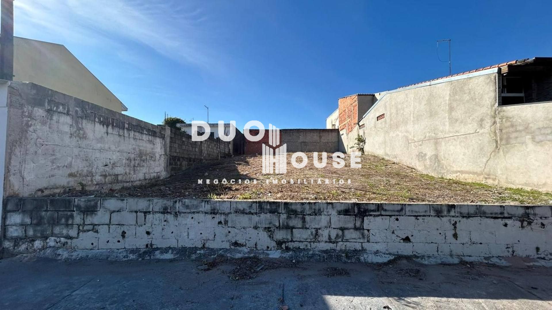 Terreno à Venda – 316 m² no Bairro Campos de São José em SJC