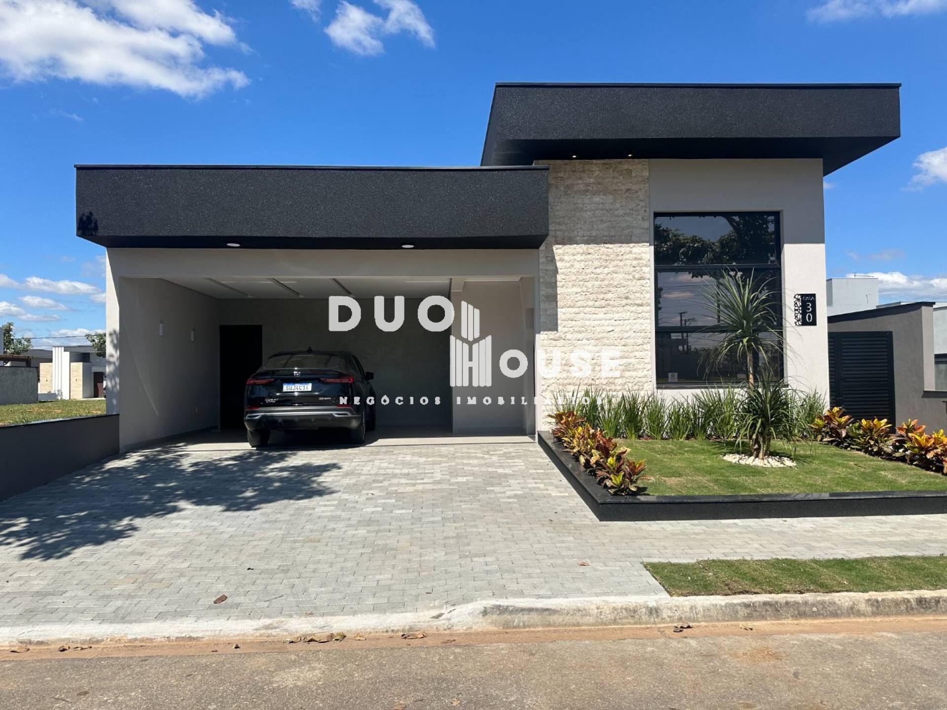 Casa nova à venda – 153 m² | 3 dormitórios | Piscina