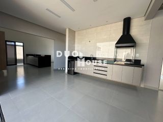 Casa nova à venda – 153 m² | 3 dormitórios | Piscina