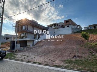 Lote de 335 m² no Terras Alpha, localizado no Urbanova, em São José dos Campos.