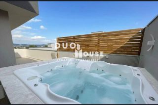 Casa com 3 Dormitórios, Área Gourmet e SPA – Terras do Vale