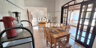 Casa com 3 Dormitórios, Piscina e 3 Vagas em Caraguatatuba