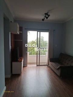 Apartamento Mobiliado com 2 Dormitórios Região central