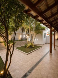 Sobrado no Home Club – Villa Branca