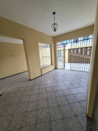 Casa no Pereira Lobo por R$ 540 mil