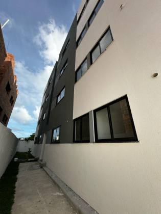 PRIVÊS A VENDA COM ÓTIMA LOCALIZAÇÃO