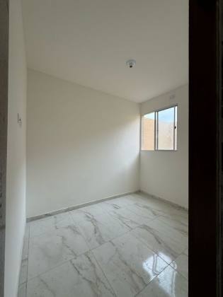 TRIPLEX A VENDA COM ÓTIMA LOCALIZAÇÃO