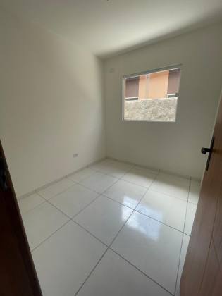 CASA GEMINADA A VENDA COM ÓTIMA LOCALIZAÇÃO EM MARIA FARINHA