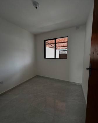 CASA SOLTA COM ÓTIMA LOCALIZAÇÃO NA BEIRA MAR DO JANGA