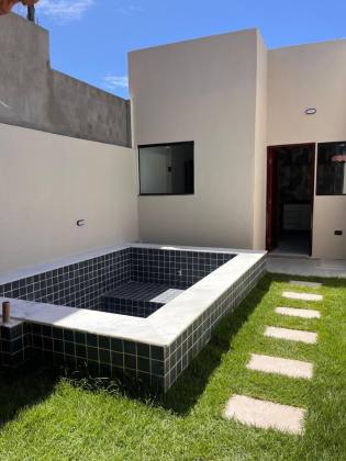 CASA TERREA A VENDA COM ÓTIMA LOCALIZAÇÃO