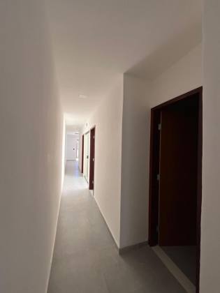CASA TERREA A VENDA COM ÓTIMA LOCALIZAÇÃO