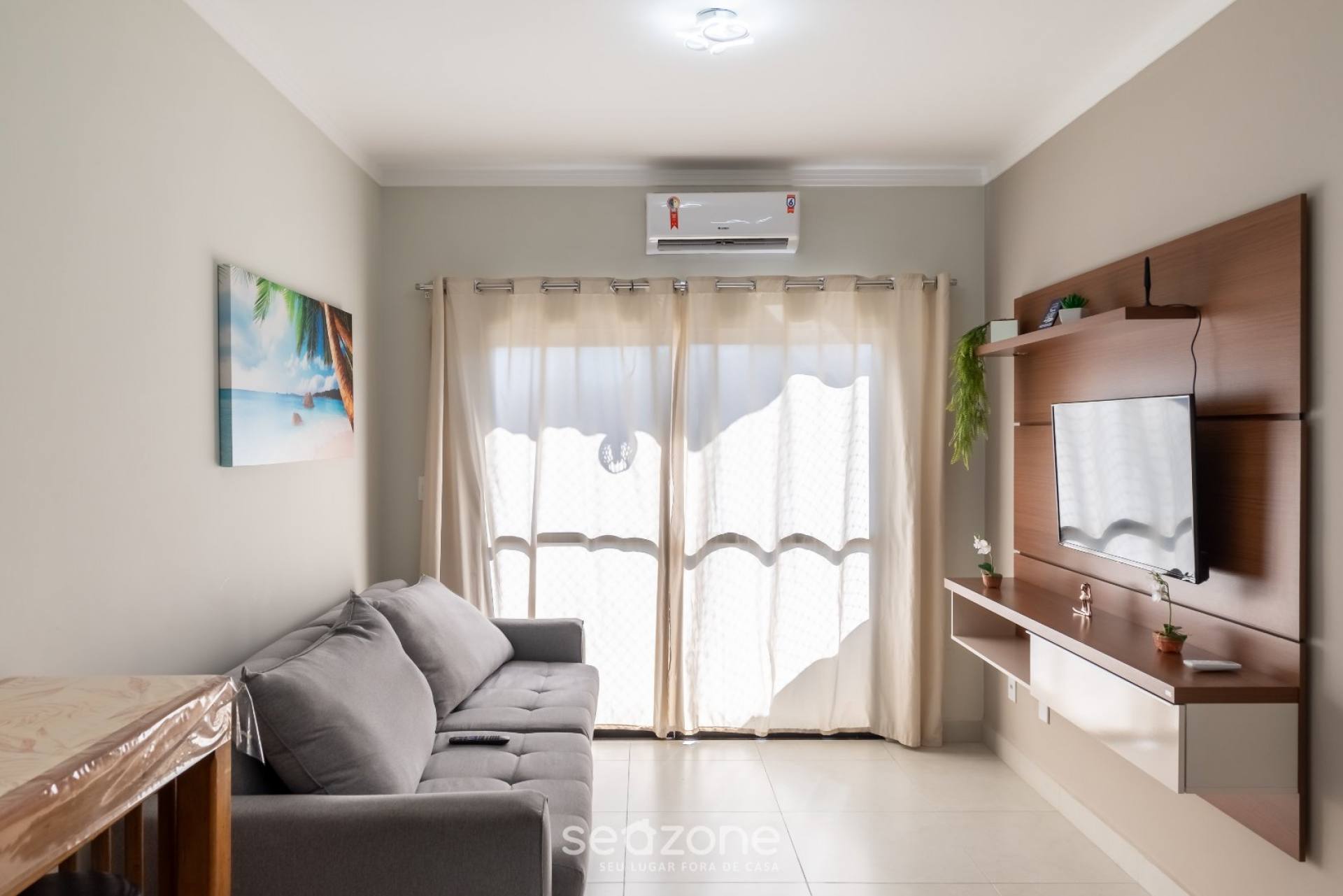 Apto 02 Quartos e 02 Vagas de Garagem - Praia Grande de Ubatuba/SP