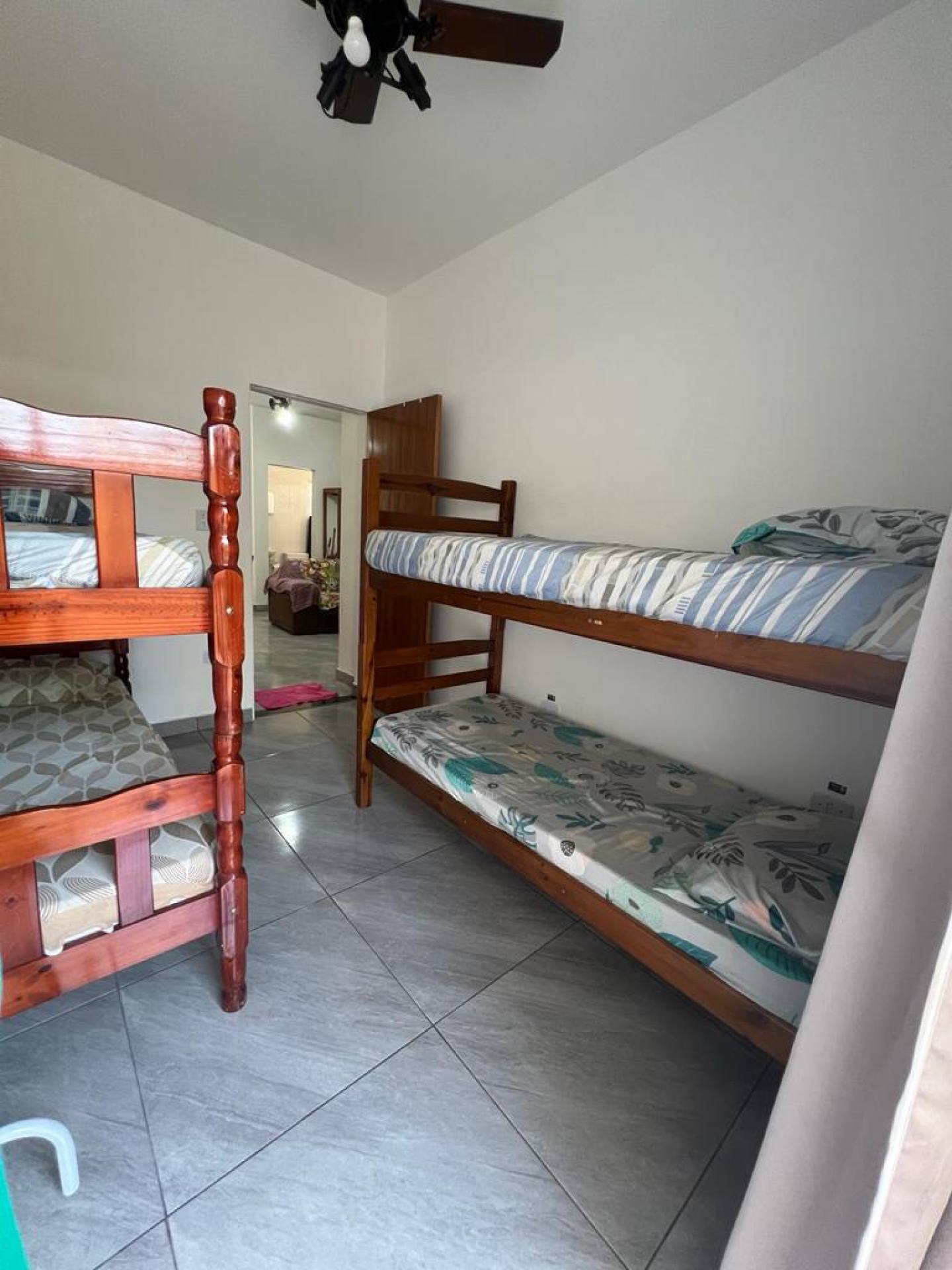 Ótima oportunidade de casa em cond