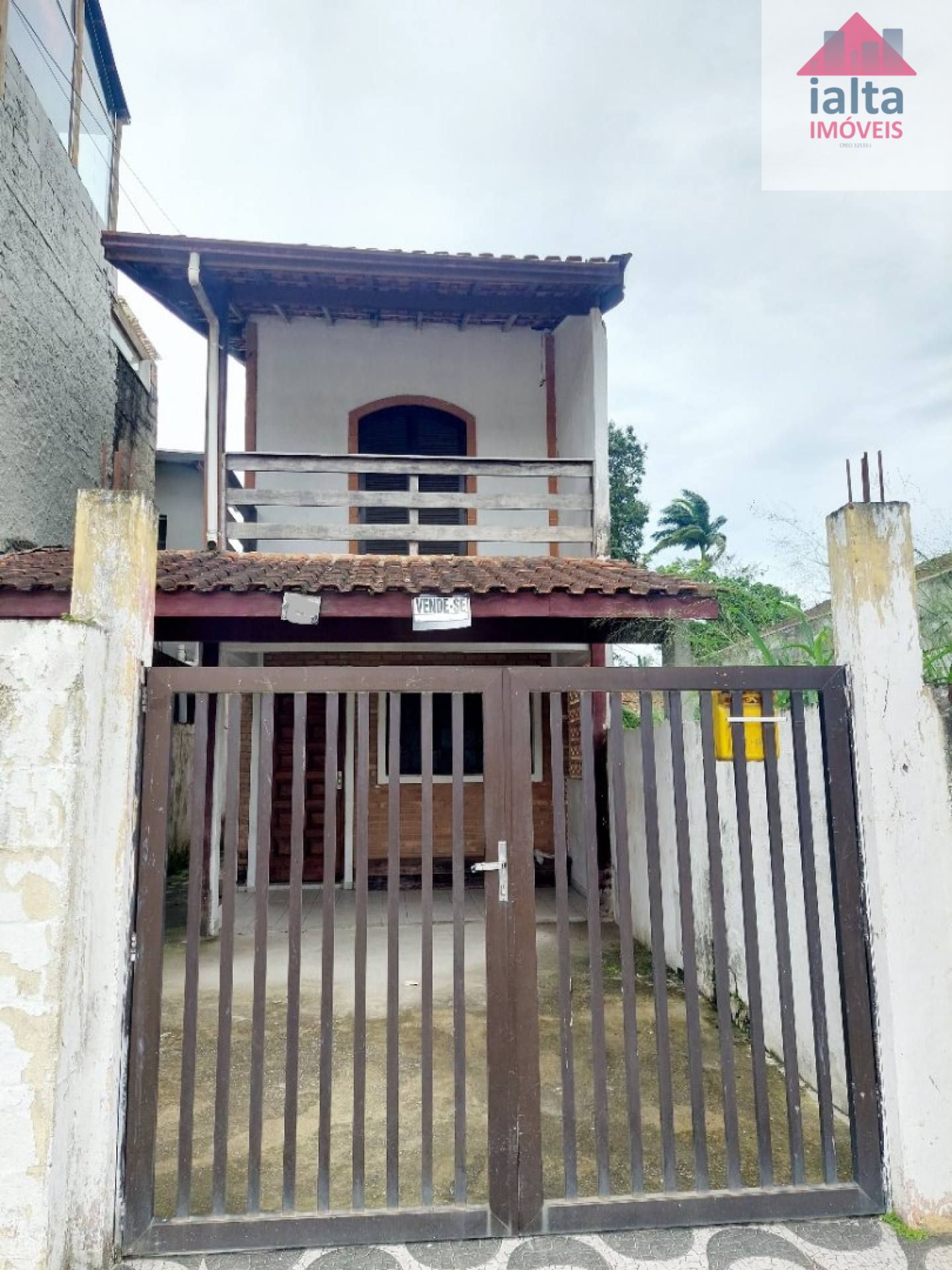 Sobrado Ótima localização no bairro Estufa II - Ubatuba/SP