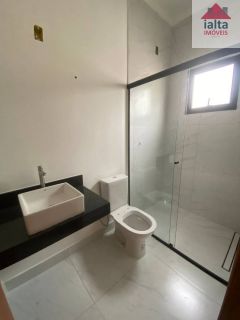 Casa Para Vender com 2 quartos 1 suítes no bairro Canto do Mar em São Sebastião