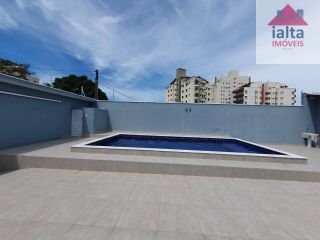 Casa com piscina na Martim de Sá - Caraguatatuba/SP