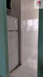 Apartamento com 02 dormitórios, em ótima localização no bairro do Itaguá