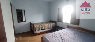 Casa térrea, dois dormitórios, próximo a praia Martim de Sá