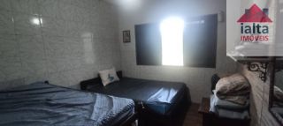Casa térrea, dois dormitórios, próximo a praia Martim de Sá
