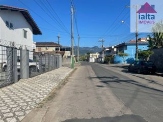 Apartamento 02 Quartos na Região Central de Ubatuba
